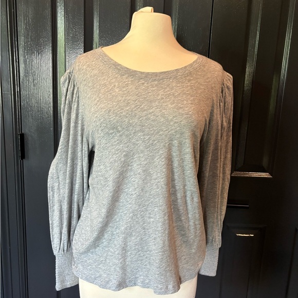 Gray Ribbed 3/4 Sleeve Relaxed Blouse - Picture 1 of 4